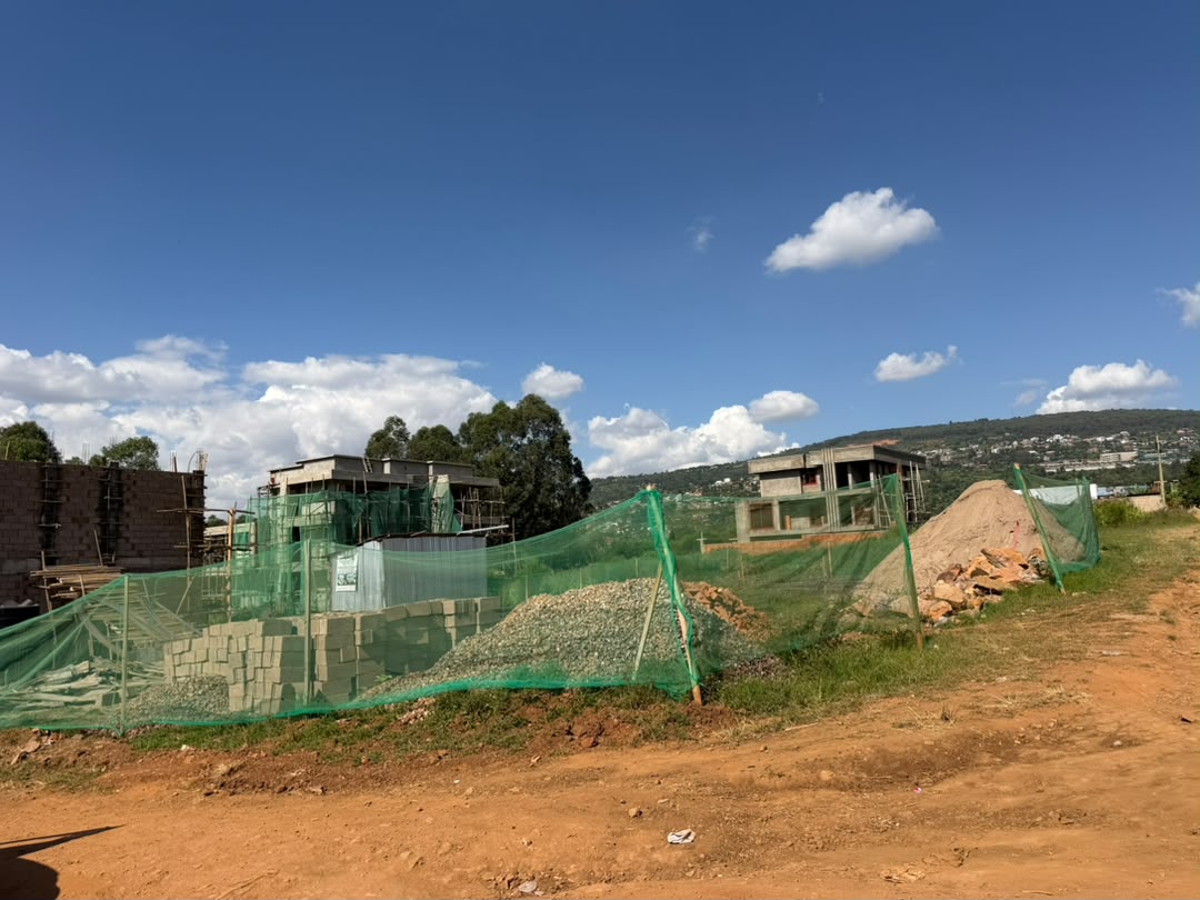 Affordable Plots for Sale Size: 340 Square Meters (340 m²) image 6