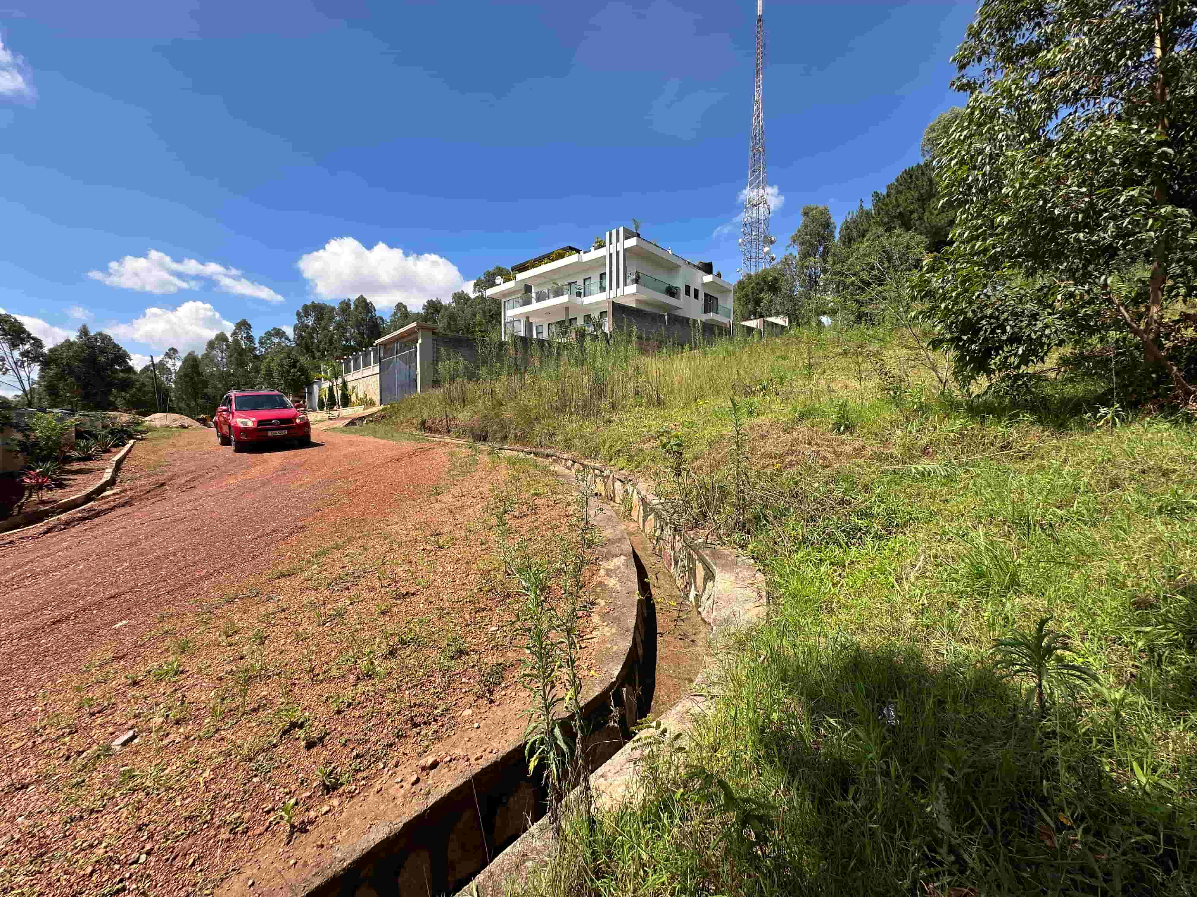 PREMIUM 1100sqm RESIDENTIAL LAND FOR SALE IN REBERO image 13