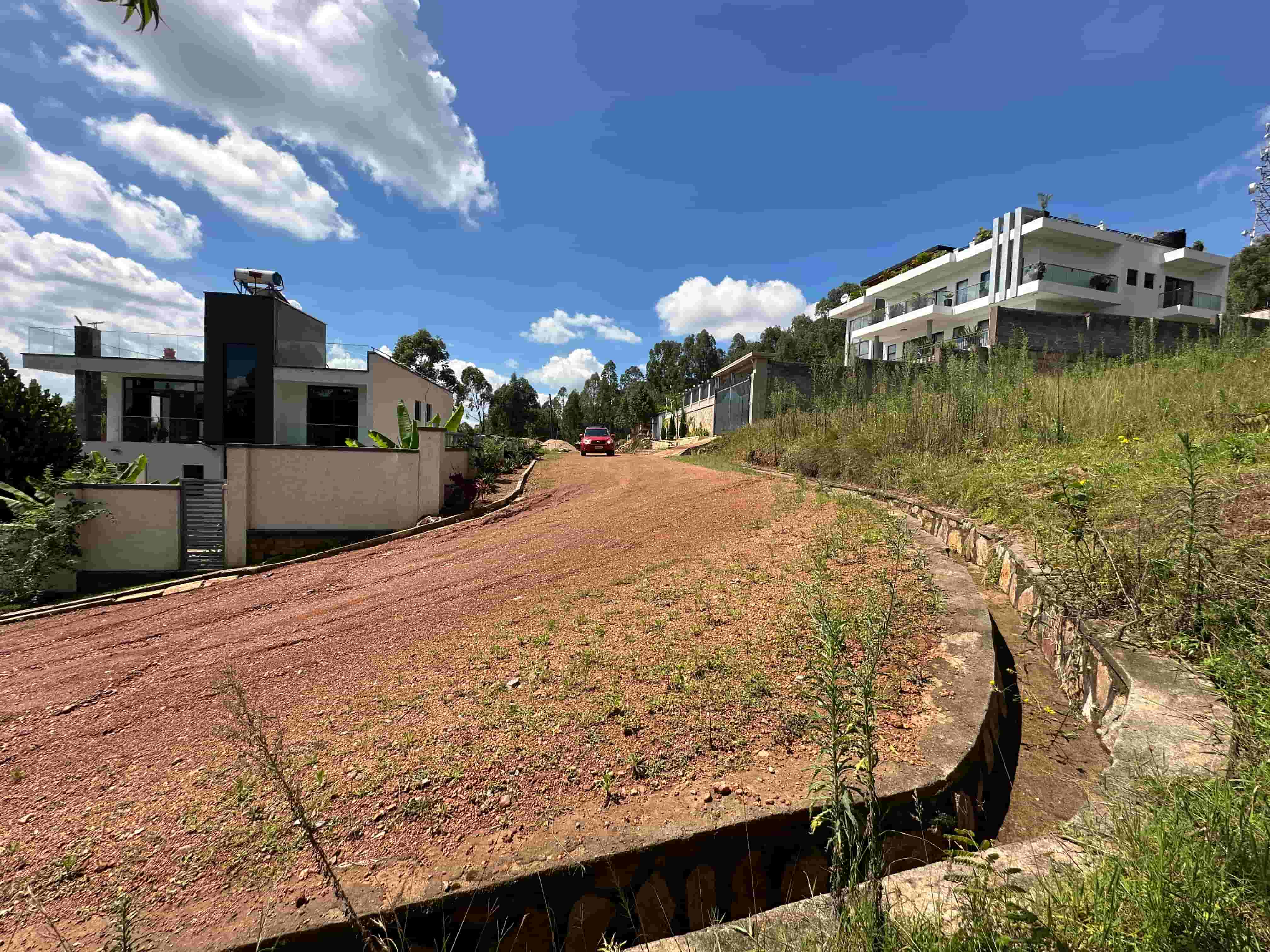 PREMIUM 1100sqm RESIDENTIAL LAND FOR SALE IN REBERO image 12