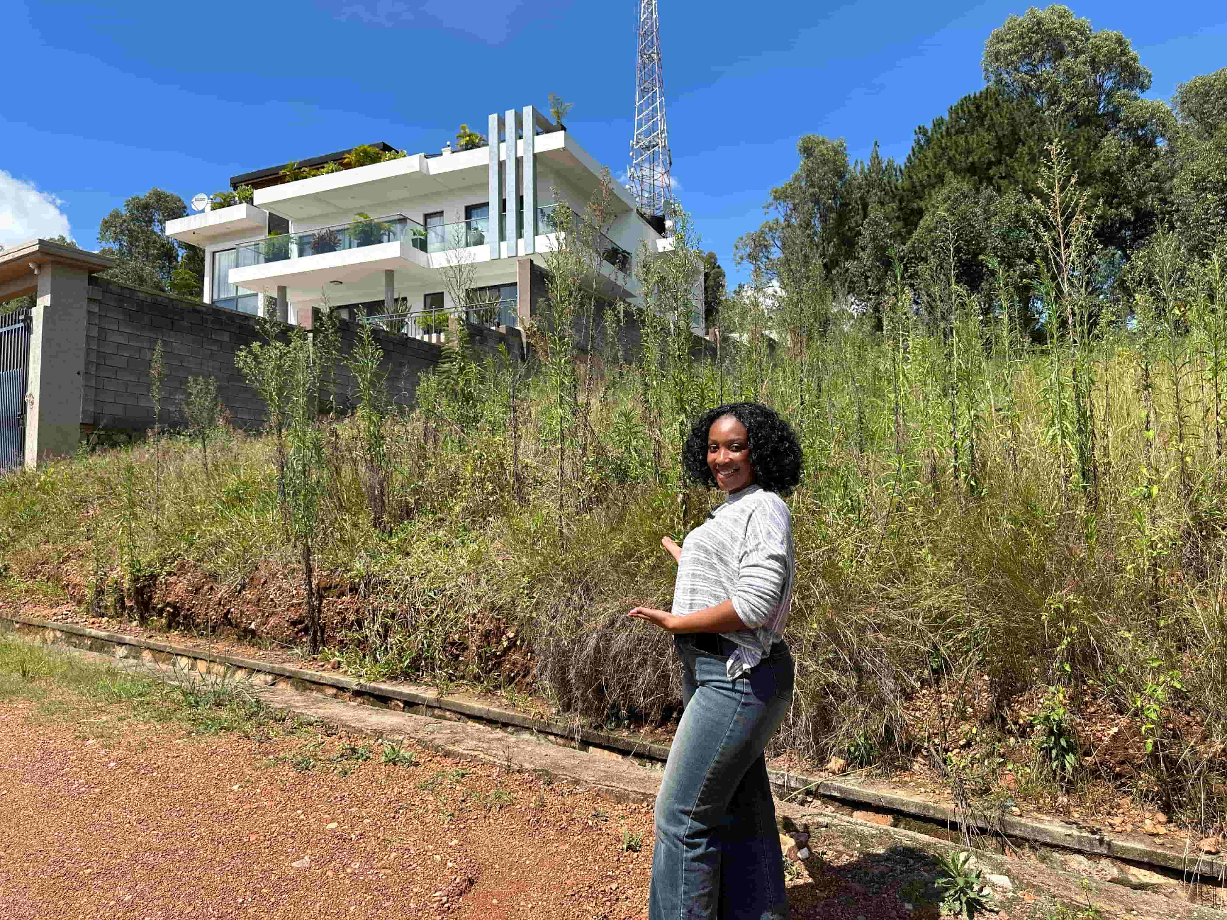 PREMIUM 1100sqm RESIDENTIAL LAND FOR SALE IN REBERO image 4